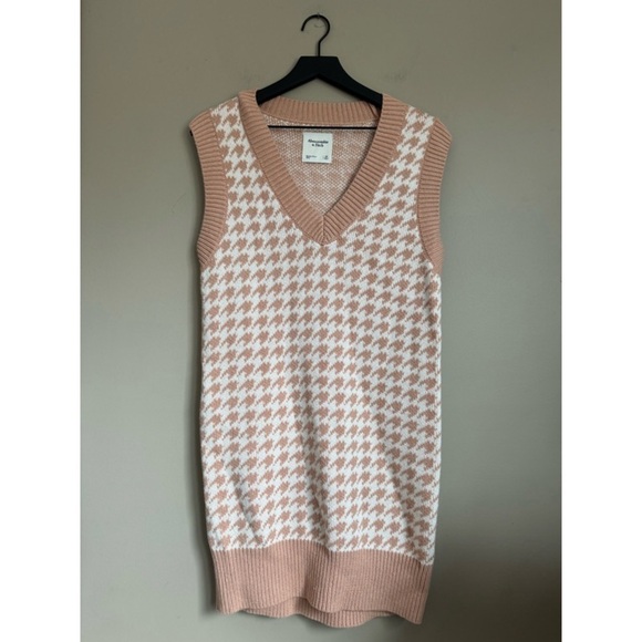 ABERCROMBIE & FITCH Houndstooth Pattern Knit Sweater Dress - Picture 2 of 2